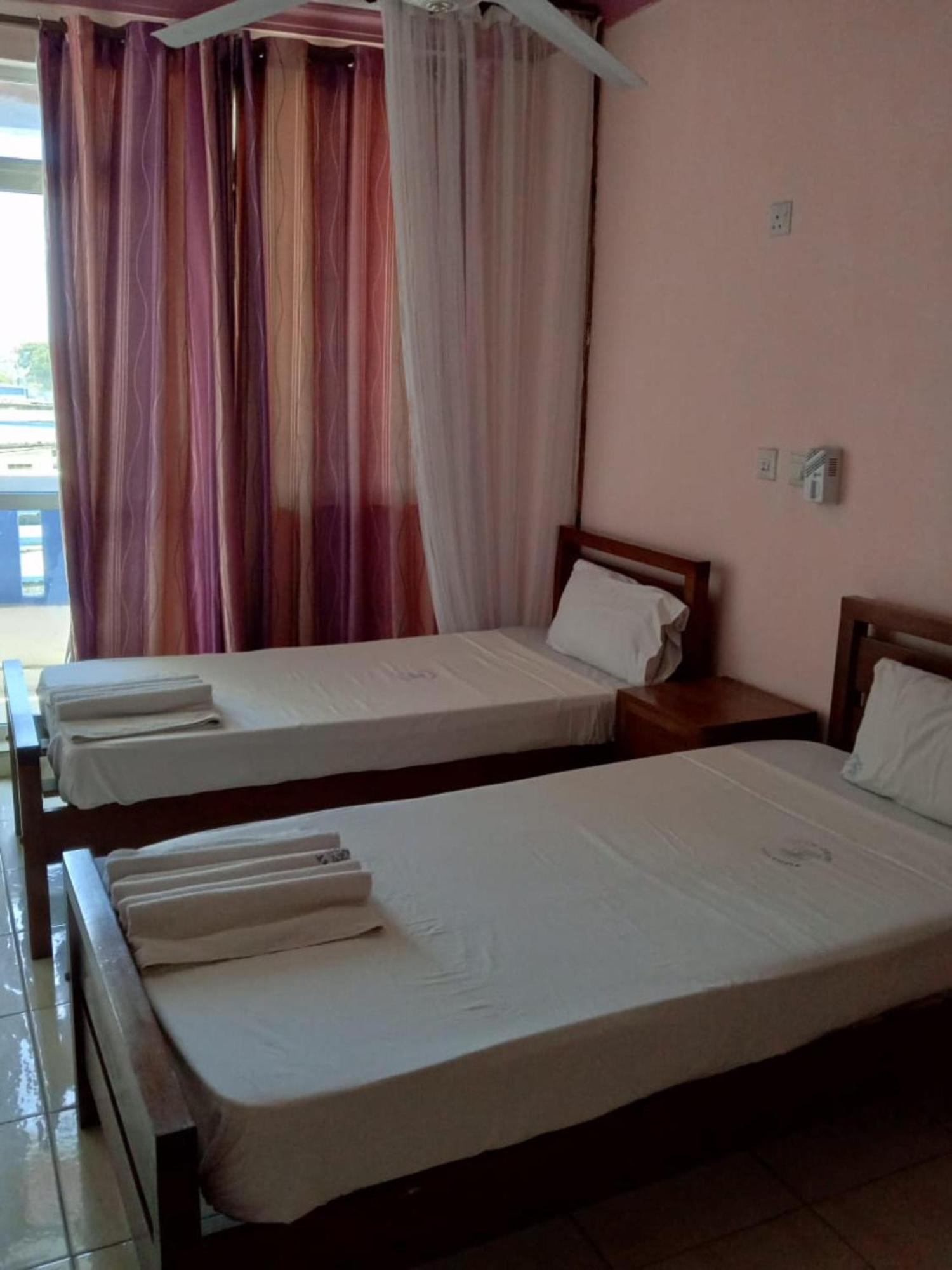 Checkpoint Inn Hotel, Mombasa Exteriér fotografie