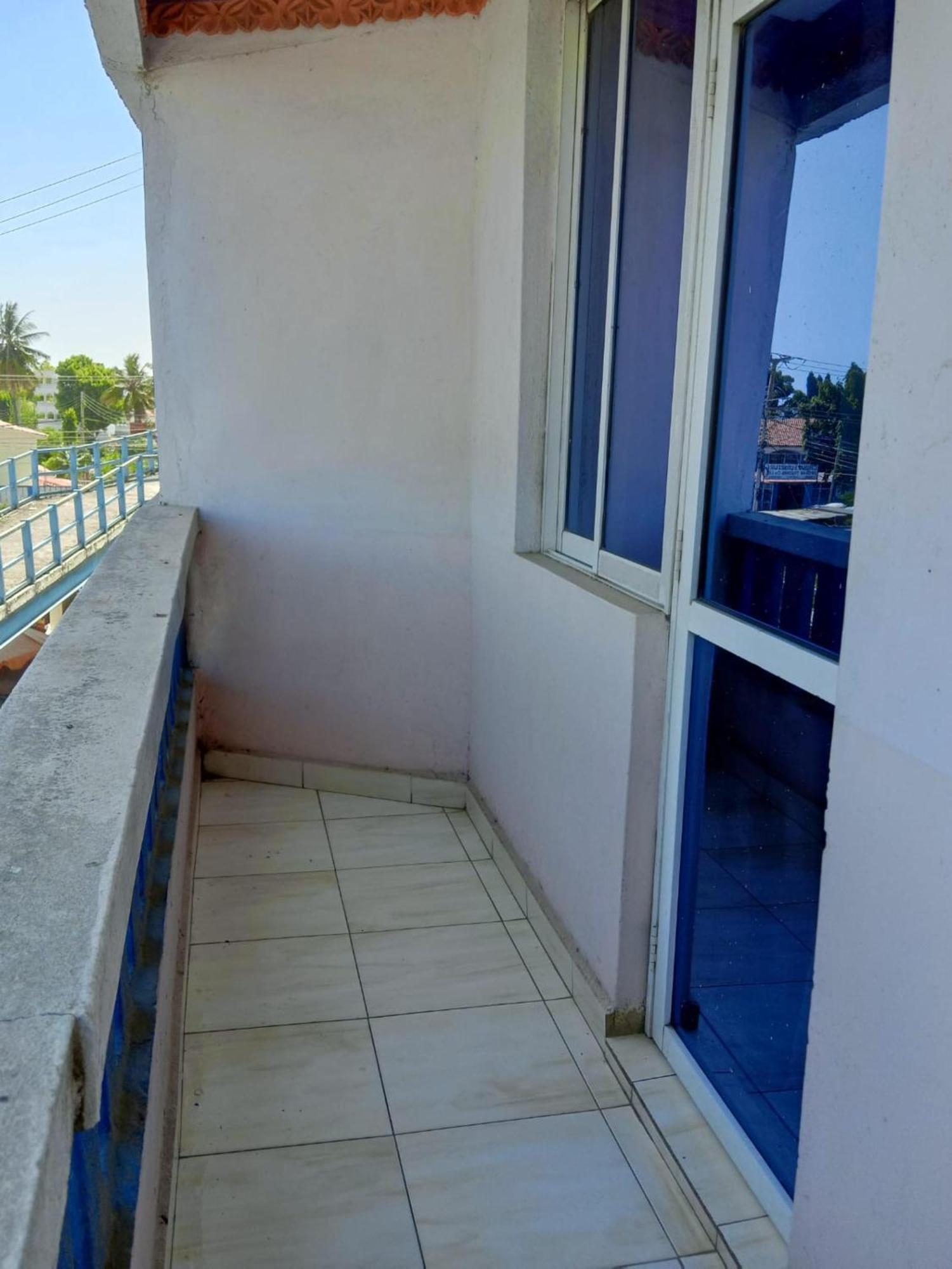 Checkpoint Inn Hotel, Mombasa Exteriér fotografie